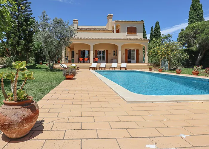 別荘 Casa Pepa-paca - Swiming Pool & Air Condition - - Sesmarias - By Bedzy *